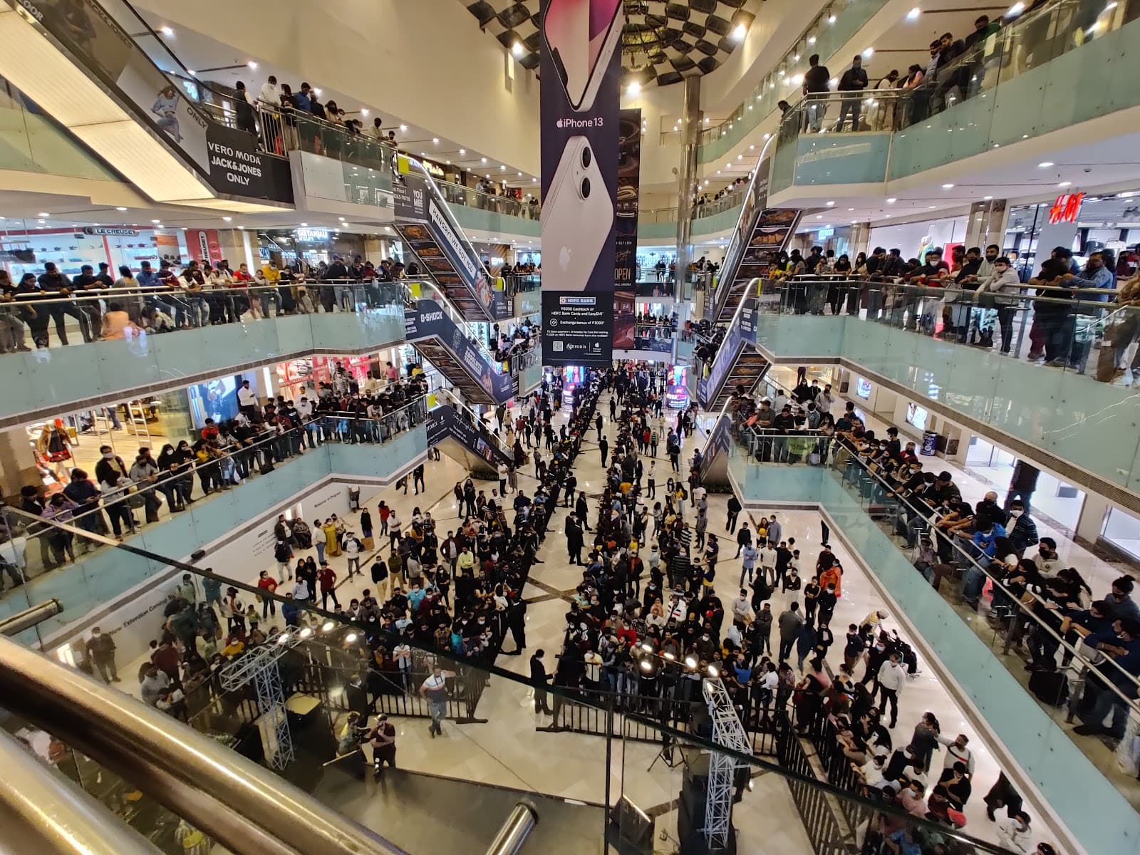 Ambience Mall photo 2